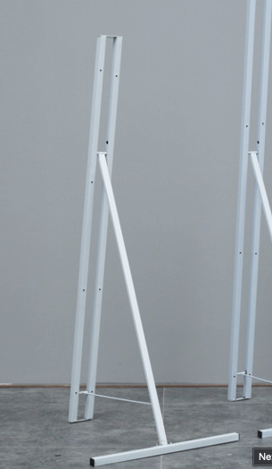 Metal-stand